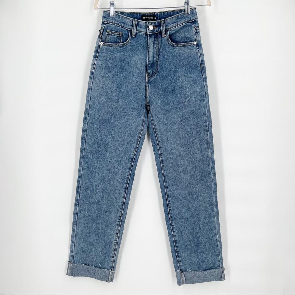 NWT PrettyLittleThing Mid Blue Wash Long Straight Leg Raw Hem Women’s Size 8